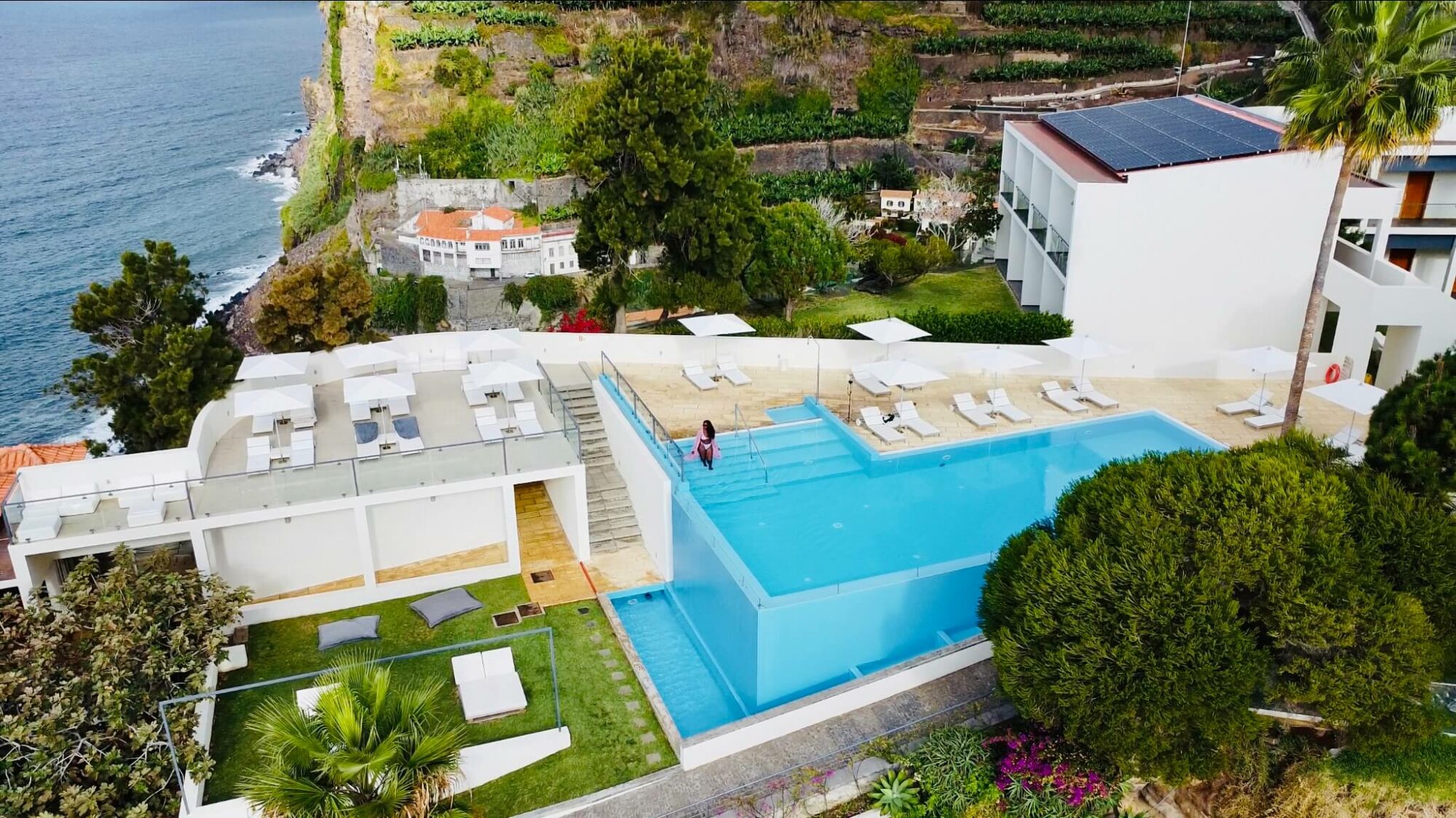 6 best places to stay in madeira as a tourist